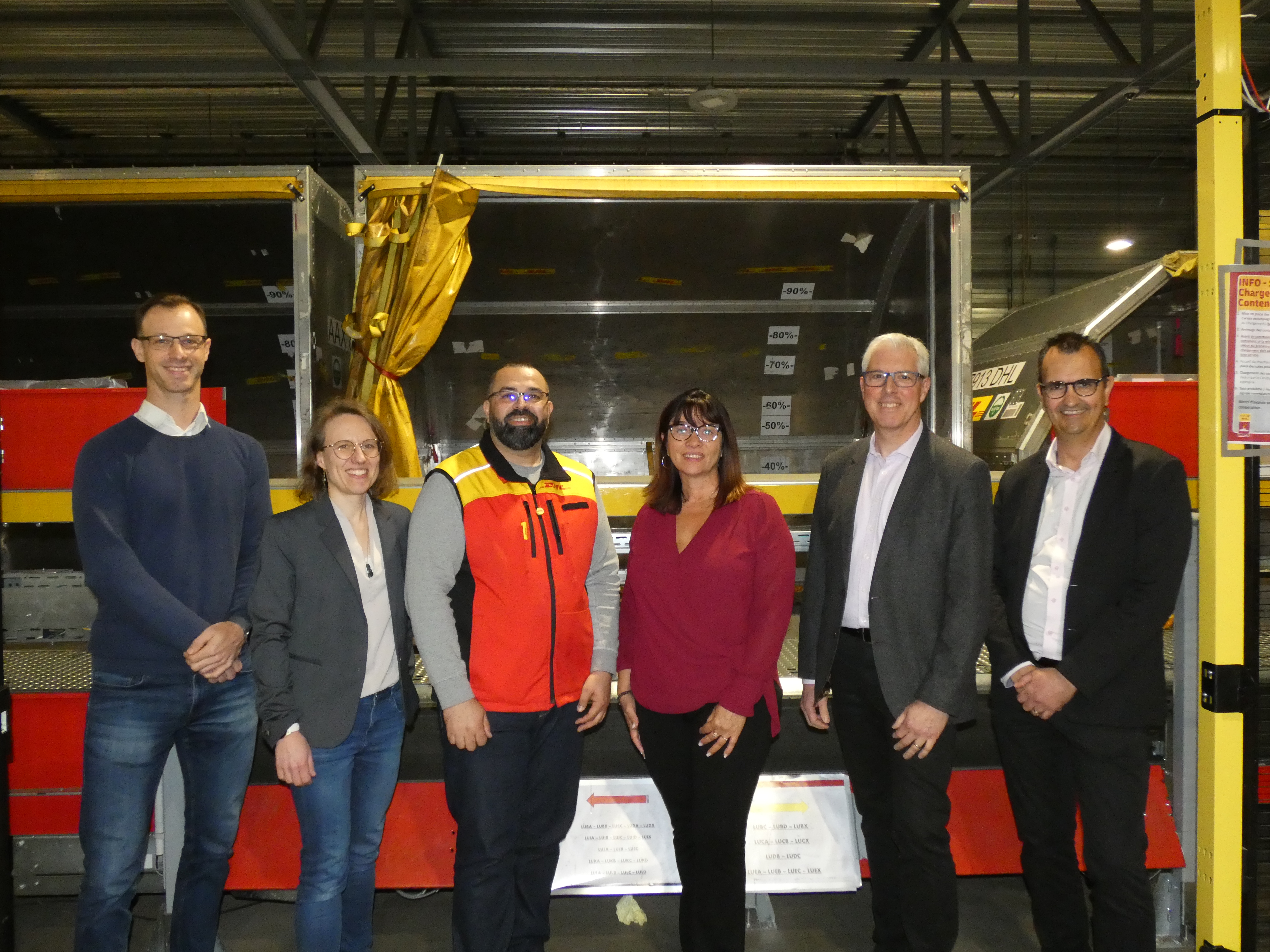 L'Equipe de Direction de DHL Express Luxembourg pour s'assurer que les Collaborateurs travaillent dans un lieu agréable.