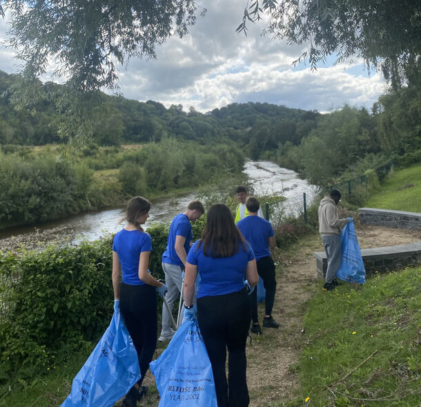 Interns volunteering event